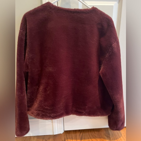 Gorgeous Burgundy Faux Fur Jacket - Picture 2 of 4